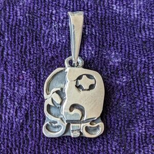 Vintage 925 Sterling Silver Southwestern Aztec / Mayan Mexican Pendant